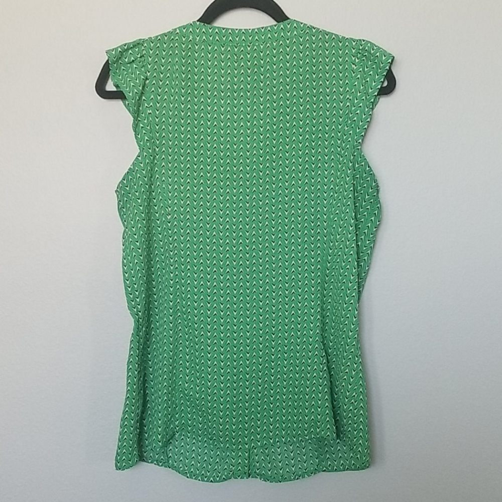 Worthington kelly green ruffle sleeve top medium - Picture 7 of 7